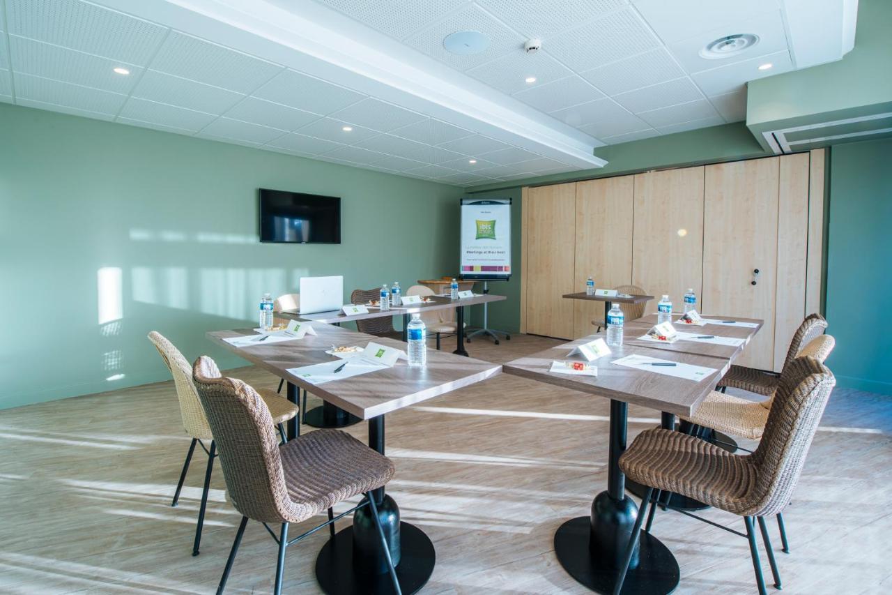 Hotel ibis Styles Antibes Exterior foto